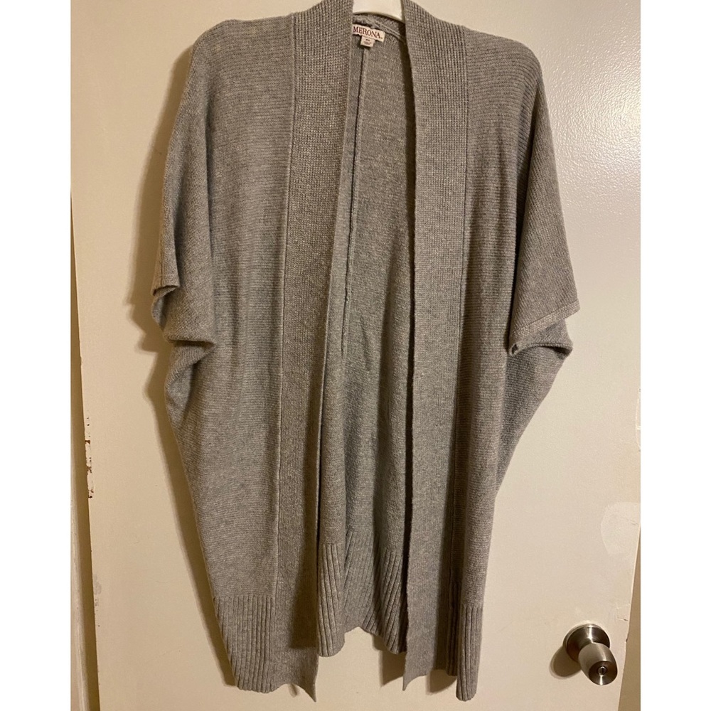 Short sleeve cardigan